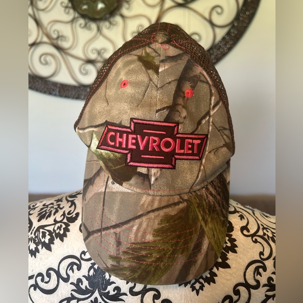 Camo‎ Chevrolet hat